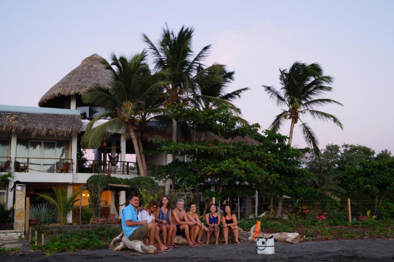 Alive Beach House Transito Eksteriør billede